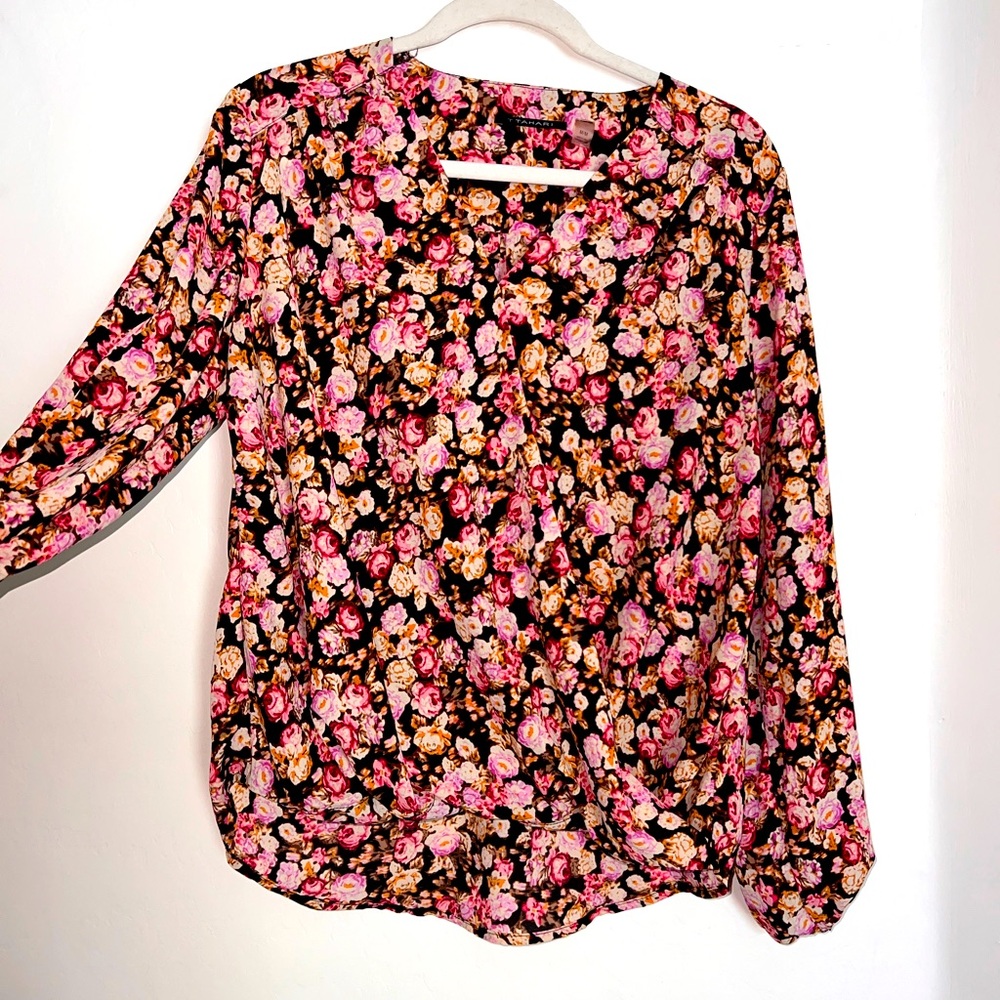 Tahari Long Sleeve Floral Blouse - M